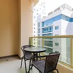 Rh- Spacious 2Br, Steps Away From Mall Of Emirates, Al Barsha