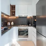 Welcome Home Apartments - Vida Marina - Full Marina View - High Floor