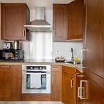 Nasma Luxury Stays - Sleek And Modern Studio Near Burj Khalifa
