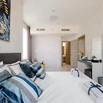 Luxury 2Br For 6 With King Beds, Gym, Sauna In Jvc