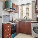 Stonetree - Amazing 1Br Apartment With Balcony