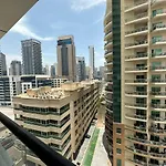 Elite Master Room In Dubai Marina Near Blue Water