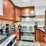 Modern 3Br Flat In The Heart Of Dubai Jbr