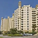 3 Bedroom Apartment In Palm Jumeirah, With Private Beach Access