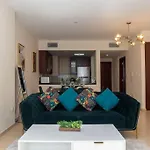 Stonetree - Studio Apartment Near The Beach