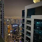 Your Cosy Dubai Marina Home