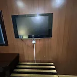 Deluxe Master Private Bedrooms Apartment Near Deira City Center