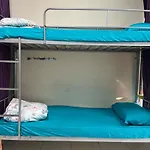 Sush Hostel Near Sharaf Dg And Burjuman Metro Stations