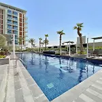 Stonetree - Furnished 1Br Minutes Of Drive Away To Expo 2020