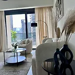 Burj Khalifa View - Modern 1Bdr Apartment