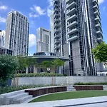 Burj Khalifa View - Modern 1Bdr Apartment