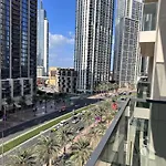 Burj Khalifa View - Modern 1Bdr Apartment