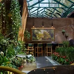 Al Khoory Executive Hotel, Al Wasl