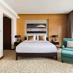 Frank Porter - Emaar Residences Fashion Avenue