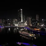 Luxury Apartment 3 Beds Marina View