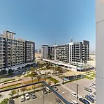 Primestay - Cozy Studio - Fully Furnished - Al Meydan