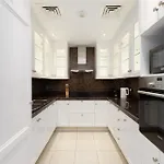 Green Living Chic 1 Bedroom Apartment