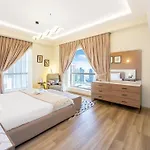Fam Living - Stunning 2 Bedroom Home In Jbr