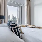Deluxeliving At Vera Tower - Full Burj Khalifa View - Brand New Luxury Apartment
