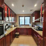 Palace Downtown Apartment
