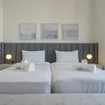 Astonishing 2 Bedroom Apt Full Burj Khalifa View