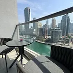 Luxury Apartment 3 Beds Marina View