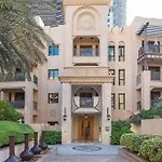 First Class 2Br Oldtown Complex In Downtown