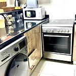 Elegant King Bed Brand New 1 Bhk Marina Bay