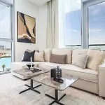 Elite Lux Holiday Homes - Lagoon View 1 Bedroom Luxury Oasis In Mbr Dubai