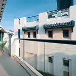 Lux 4 Bedroom Villa Private Beach Access Palm Jumeirah
