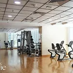 Chic 1 Bed In Marina Newly Furnished,Modern Luxury
