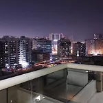 Beautiful Vacation Home At Dubai By Mauon Tourism