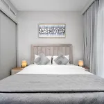 *Private Beach* Best Ocean View Emaar Beachfront