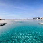 Astonishing Apartment In Beachfront