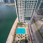 Charming Studio At Damac Prive With Canal View - Ahlan Hh