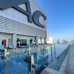 Keysplease 2 B/R Apt With Burj Views Paramount Midtown, Minutes To Dubai Mall