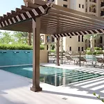 Livbnb - 2Br Close To Souk Mall And Burj Al Arab