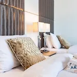 Flawless 2Br In Business Bay Dubai - Partial Burj And Full Canal View