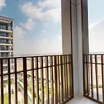 Summer At Creek Beach - Elegant One Bedroom
