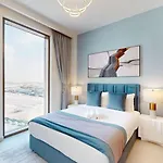 Summer At Creek Beach - Elegant One Bedroom