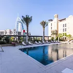 Luxury Apartment In Madinat Jumeirah Living