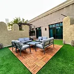 Durrani Homes - Unique Garden Apt At Souk Al Bahar Besides Dubai Mall & Burjkhalifa With Private Jaccuzi