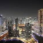 Luxury Private Jacuzzi Apartment In The Heart Of Dubai Marina Jbr