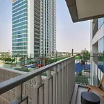 Bellavista Downtown Views II Tower 1 Modern 2Br Downtown City View