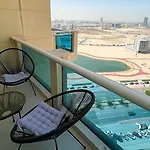 Rare Holiday Homes - Close To Me\'Aisem City Centre - Lago Vista - R1503 - Impz