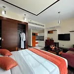 Marina View Deluxe Hotel Apartment