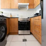 Splendid Studio In Marina View Towers