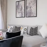 Vogue Al Wasl 1 Residence West 13Th Floor With Large Balcony For View Of Sheikh Zaid Road And One Za\'Abeel Tower And Burj Khalifa, Walkable To Metro With Easy Access To Sheikh Zayed Road & Dubai World Trade Centre