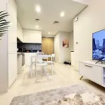 Luxury Two Bed Room In Business Bay