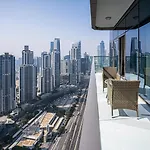 Luxury Apartment In Paramount Midtown Residence
